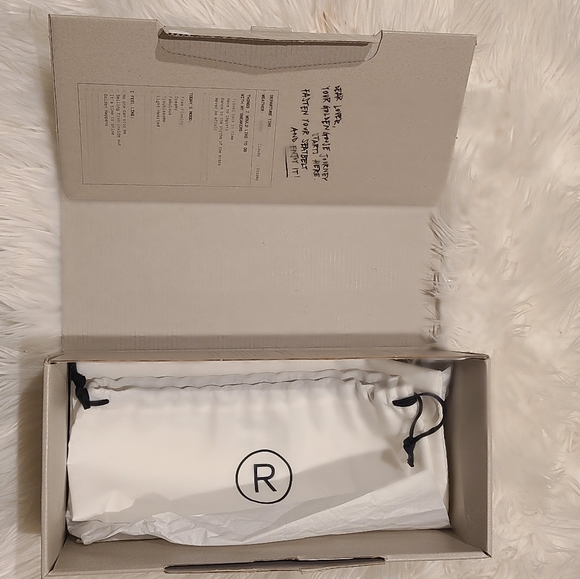 USED GOLDEN GOOSE SNEAKERS - Picture 11 of 12